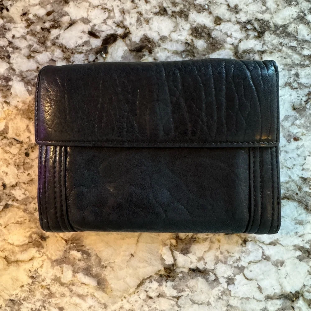 PRICED2SELL🔥Fendi P. Foglio Spy Nappa Black Leather Wallet-COA box dust bag
